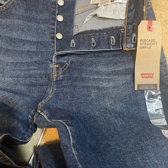 Levis Premium Womens 29x27 Ribcage Straight Ankle Jeans Blue Denim Button Fly - Picture 6 of 12